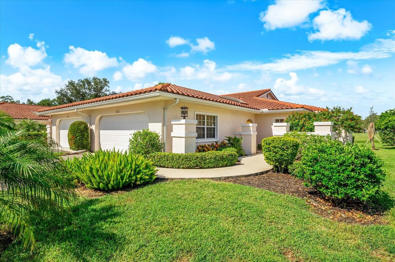 7306 Golf Pointe Cir., Sarasota, FL 34243