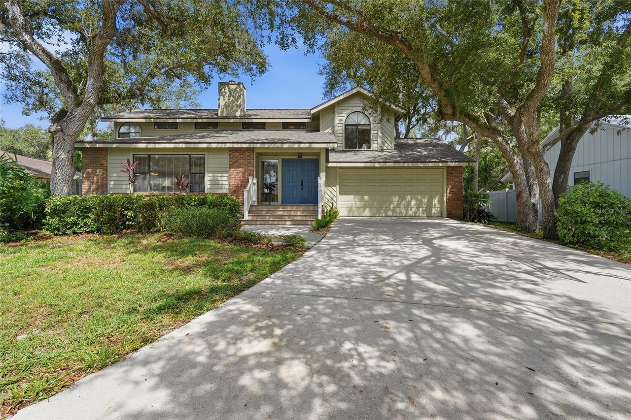735 Forestview Dr., Sarasota, FL 34232