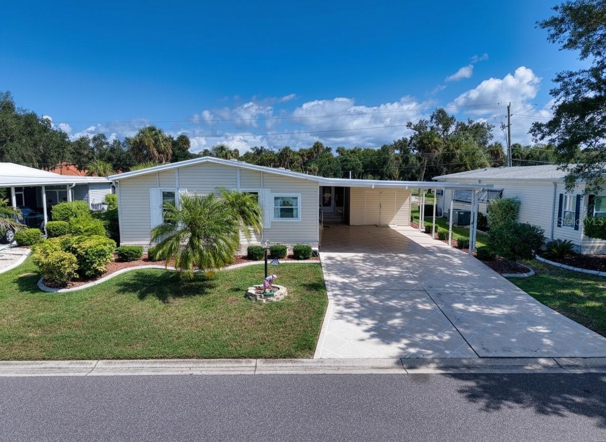 8530 Countess Avenue Cir., Palmetto, FL 34221