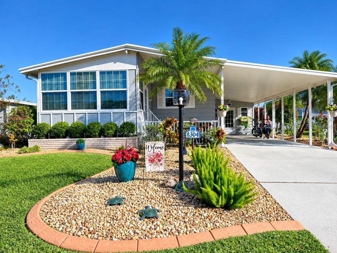8304 Princess Ct., Palmetto, FL 34221