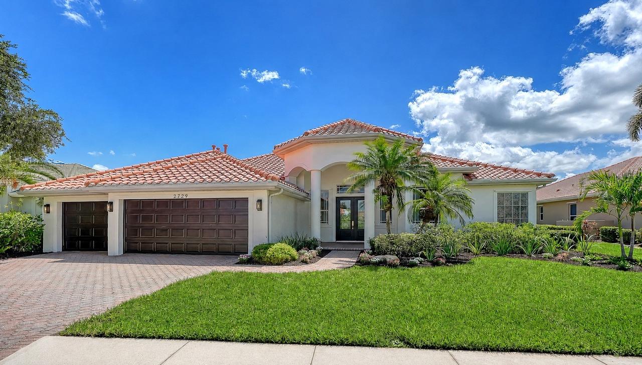 2729 Harvest Dr., Sarasota, FL 34240