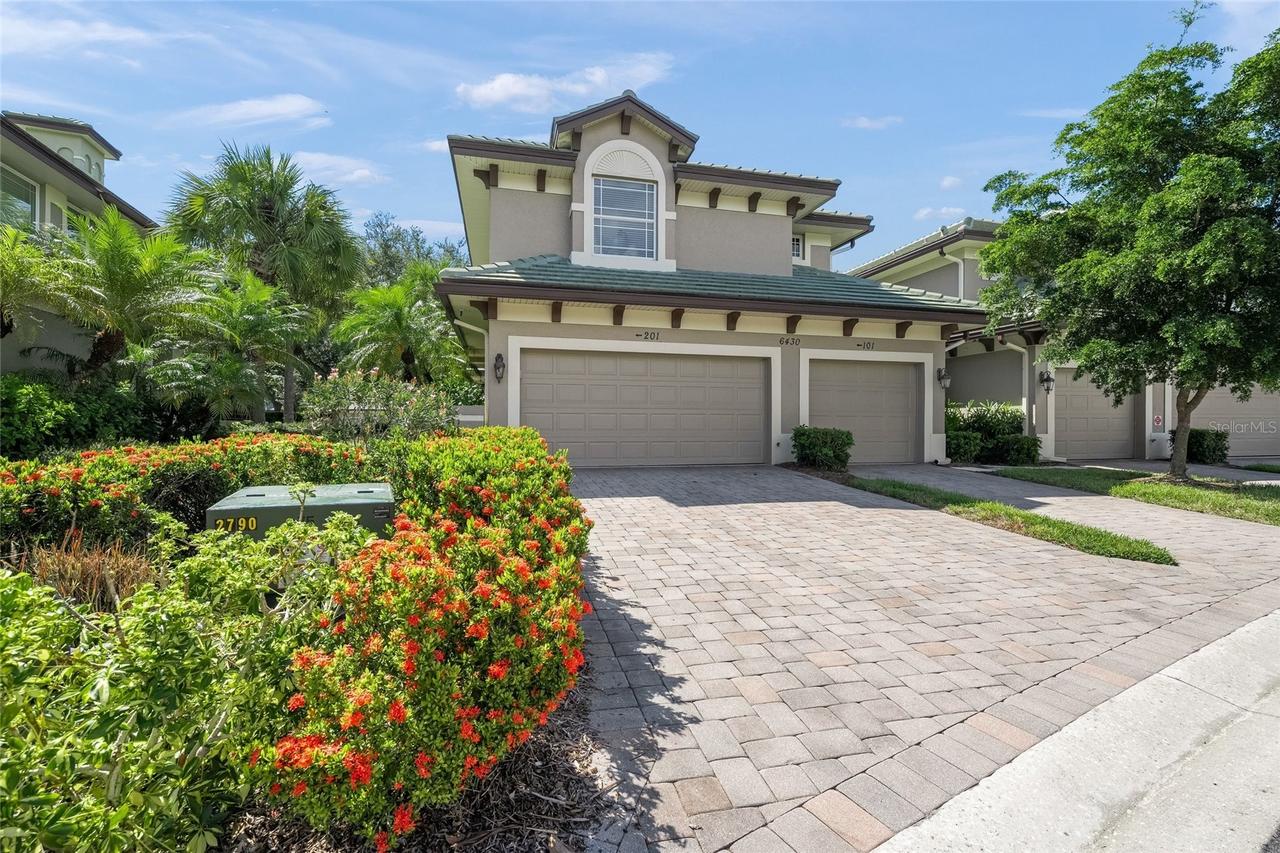 6430 Moorings Point Cir. #201, Bradenton, FL 34202