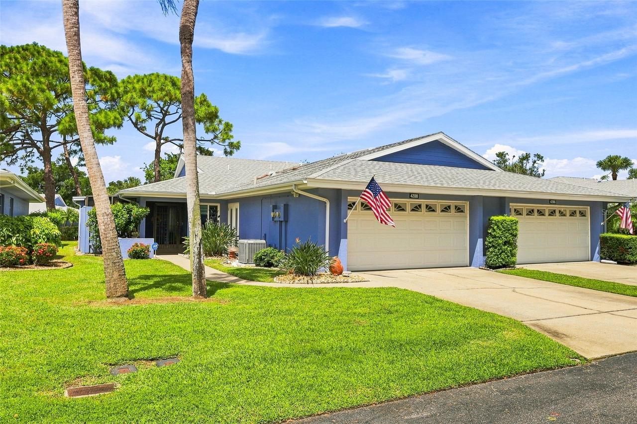 4208 Center Pointe Ln. #27, Sarasota, FL 34233