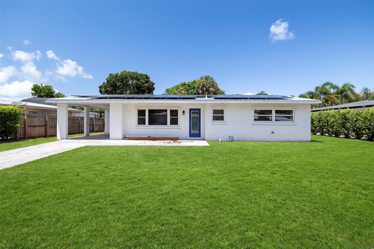 2253 Goldenrod St., Sarasota, FL 34239