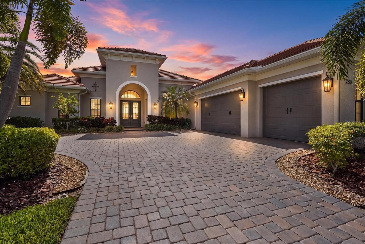 788 Crosswind Ave., Sarasota, FL 34240