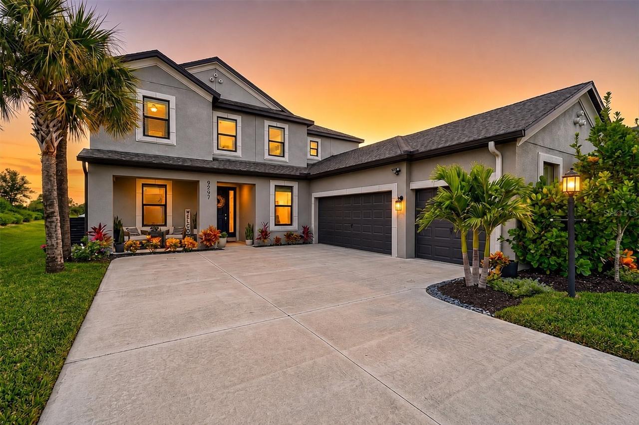 9297 Tequila Sunrise Dr., Sarasota, FL 34241