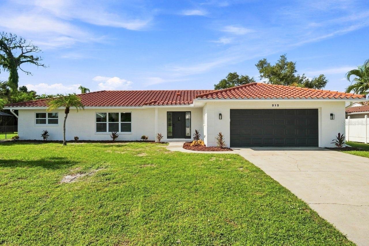 212 Giotto Dr., Nokomis, FL 34275