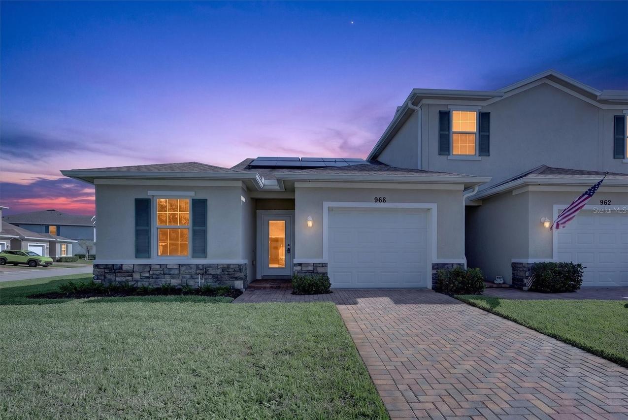 968 NE Trailside Run, Port St Lucie, FL 34983