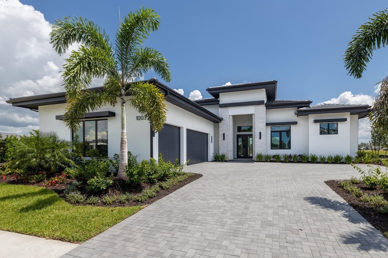1003 Blue Shell Loop, Sarasota, FL 34240
