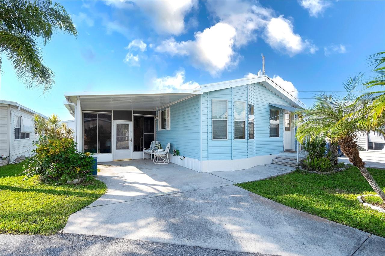 2062 Champion St., Sarasota, FL 34231