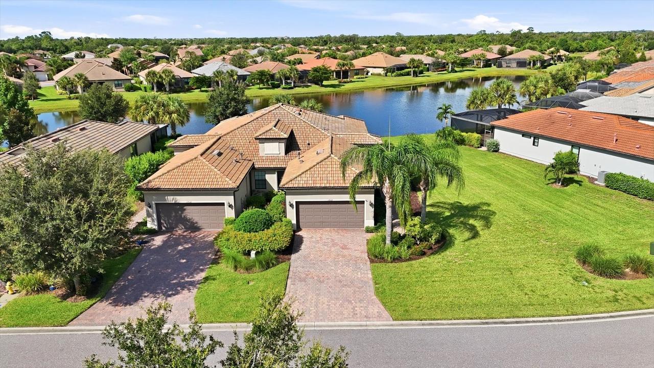 17128 Kenton Ter., Lakewood Ranch, FL 34202