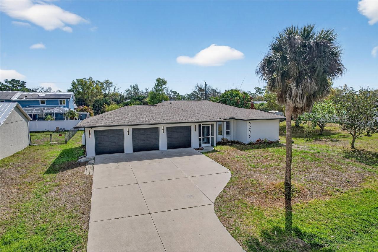 6206 Marcum St., Englewood, FL 34224