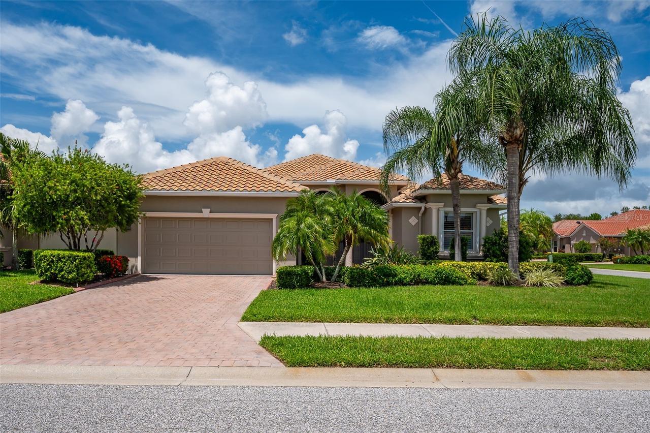 4004 65th Pl., Sarasota, FL 34243