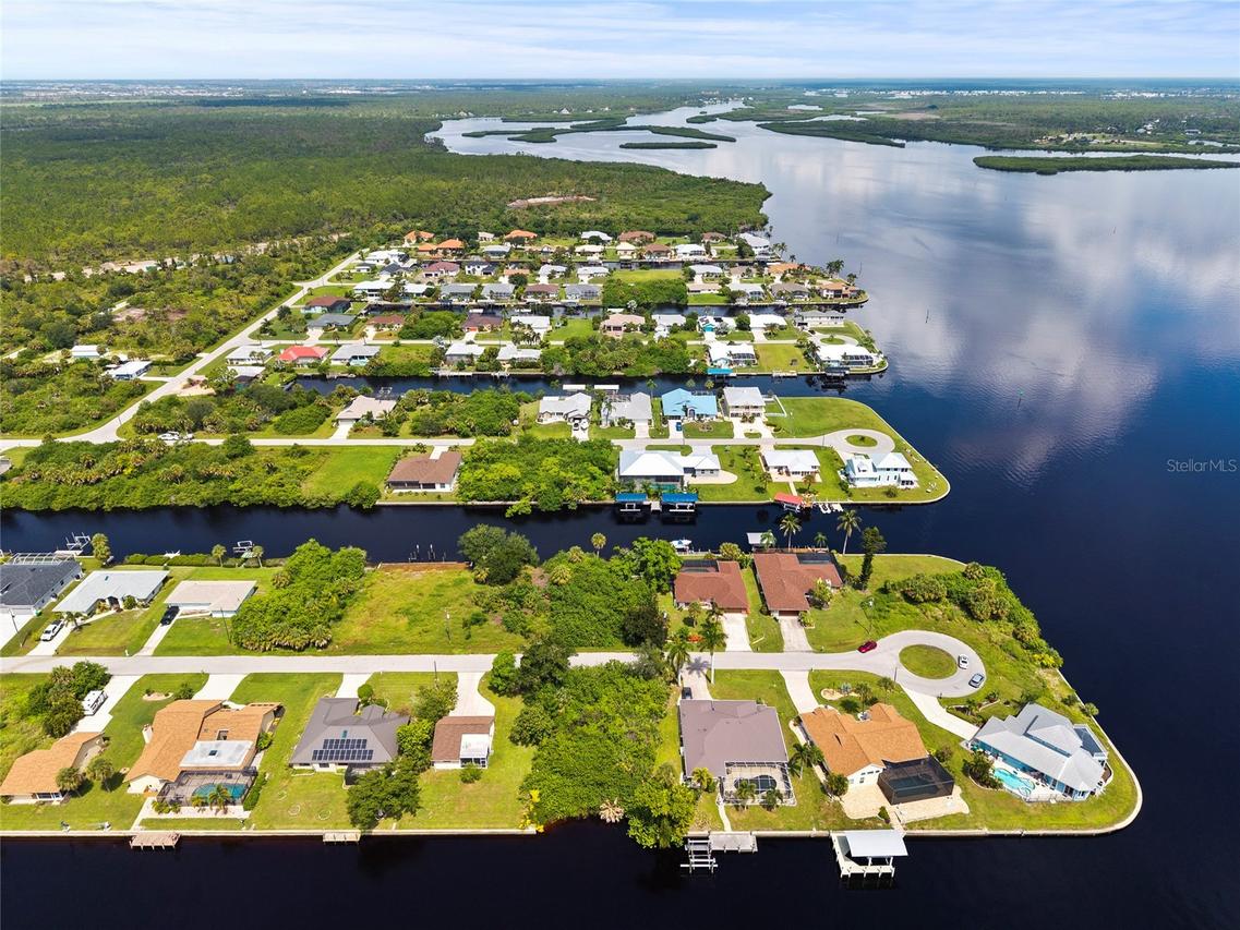 2434 Herron Ter., Port Charlotte, FL 33981