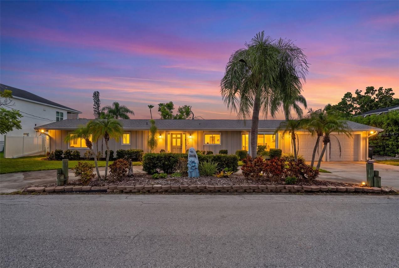 4331 Pompano Ln., Palmetto, FL 34221