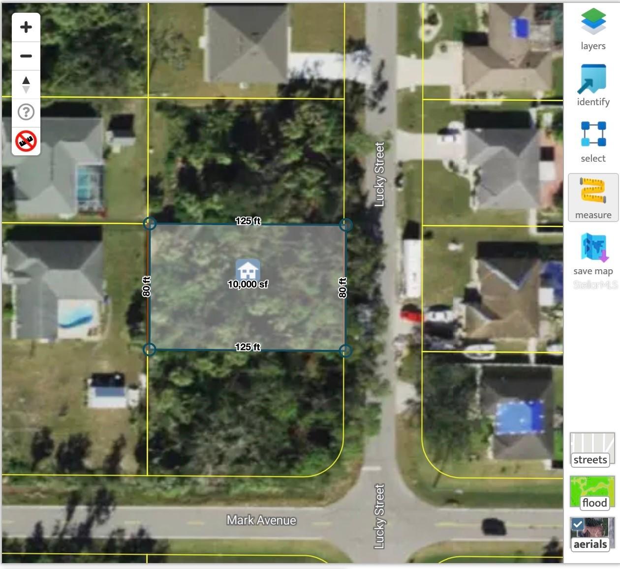 2071 Lucky St., Port Charlotte, FL 33948