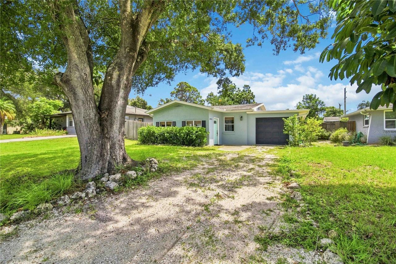 2924 Hillview St., Sarasota, FL 34239