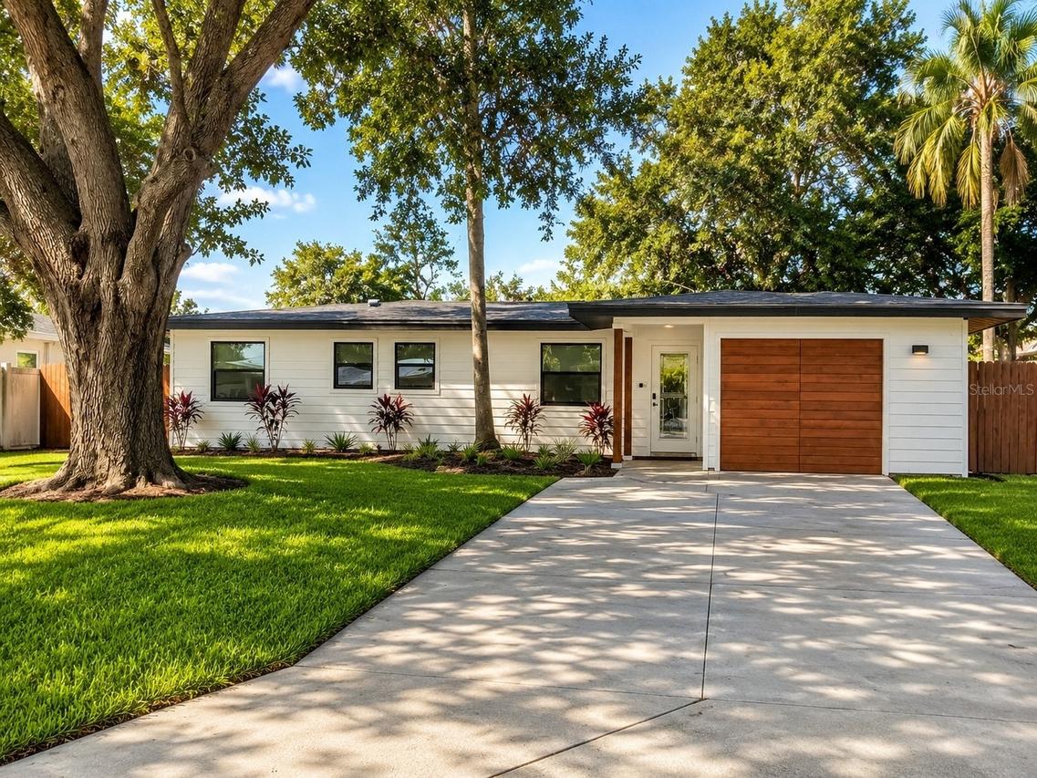 4460 Emerald Ridge Dr., Sarasota, FL 34233
