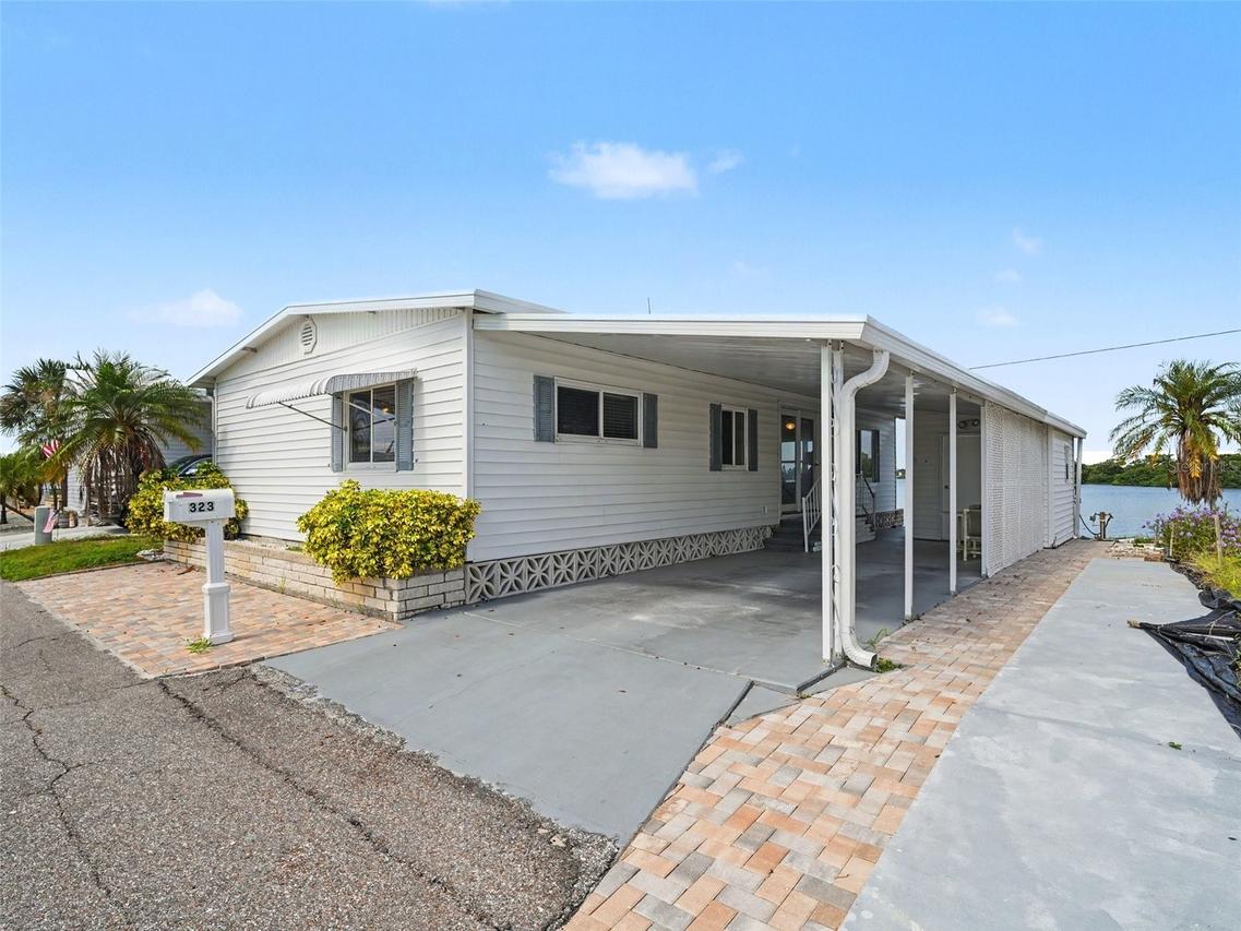 323 Terra Ceia Dr., Palmetto, FL 34221