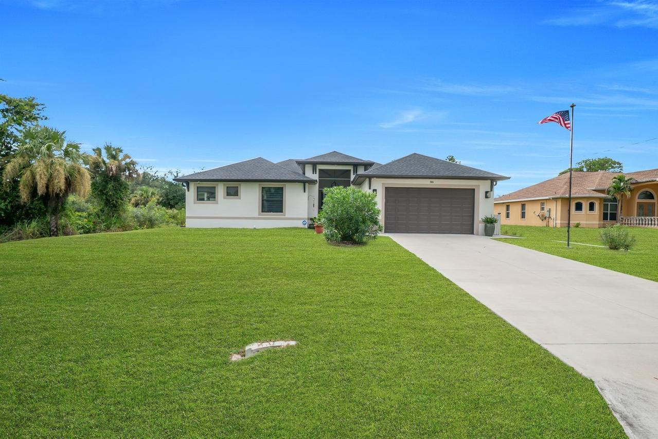 609 Clayton Ave., Lehigh Acres, FL 33972