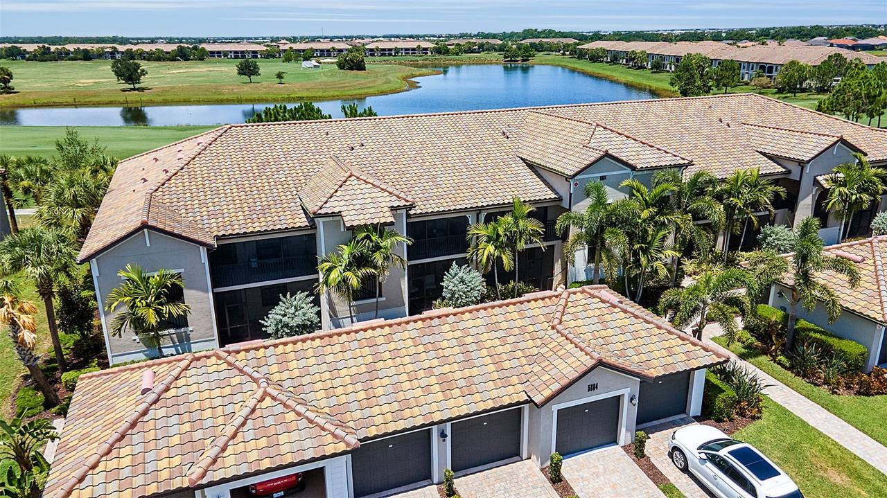 5664 Palmer Cir. #102, Bradenton, FL 34211