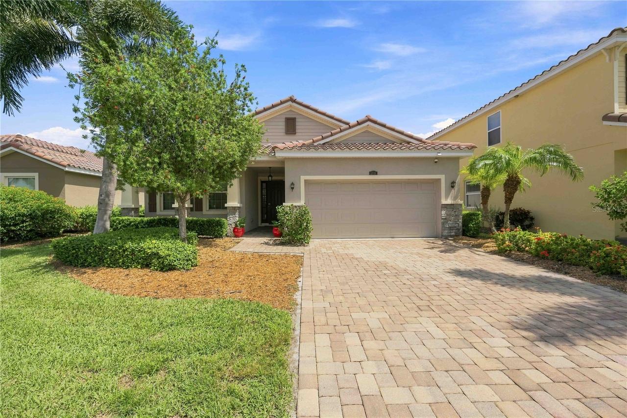 5516 Cartagena Dr., Sarasota, FL 34233
