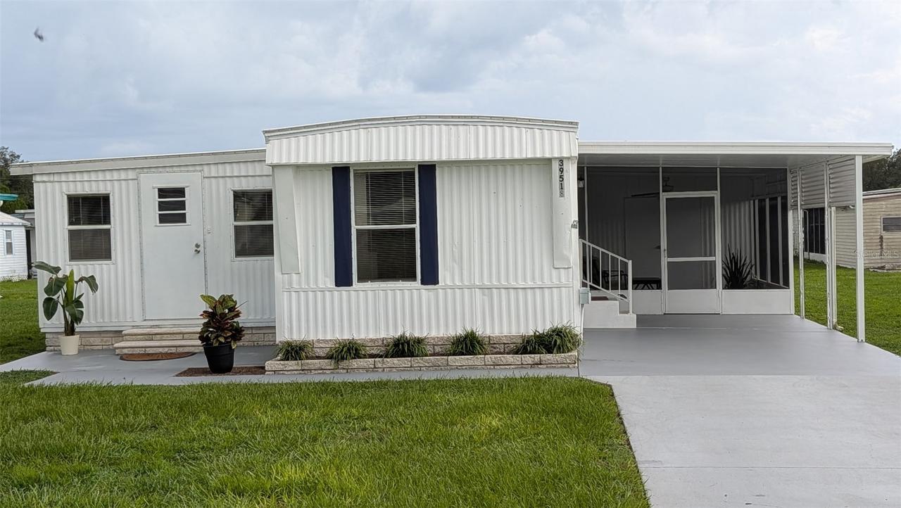 39518 Sterling Dr., Zephyrhills, FL 33542