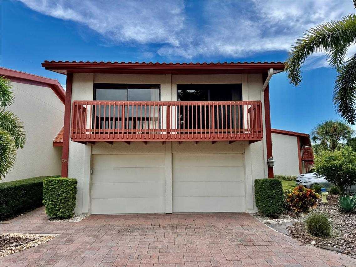 718 Sorrento Inlet Dr., Nokomis, FL 34275