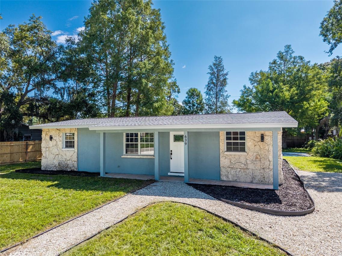 639 Hand Ave., Sarasota, FL 34232