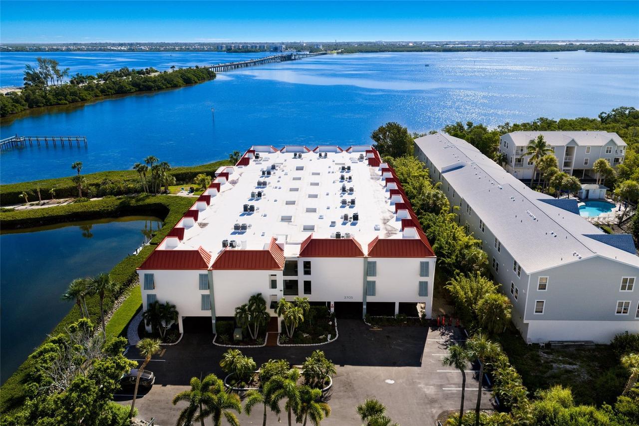 3705 E Bay Dr. #115, Holmes Beach, FL 34217