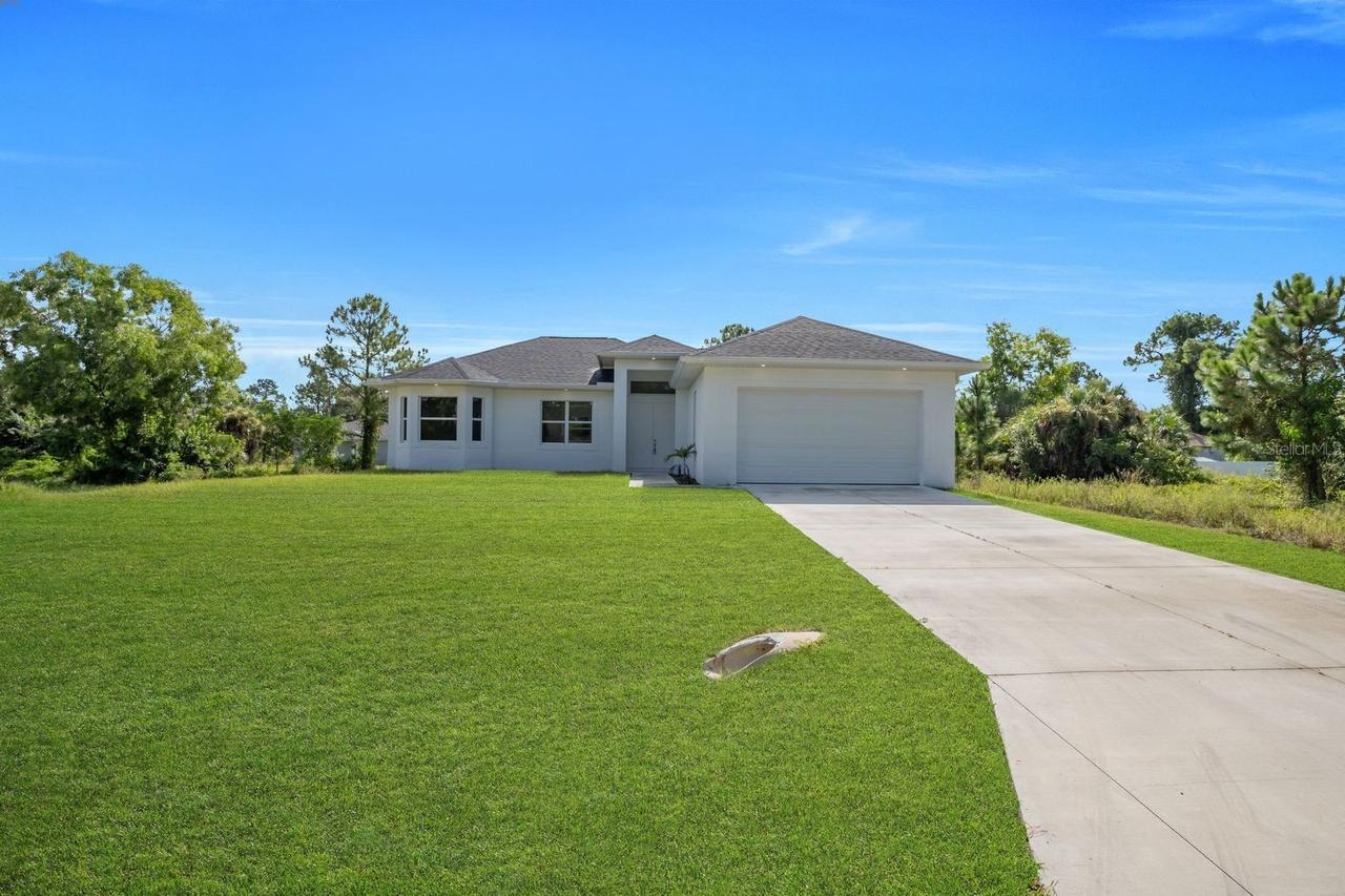 523 Harry Thayer Ave., Lehigh Acres, FL 33974
