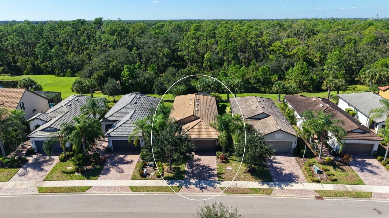 16626 Blackwater Ter., Bradenton, FL 34202