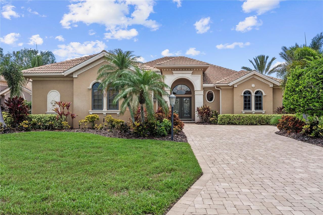 7058 Vilamoura Pl., Lakewood Ranch, FL 34202