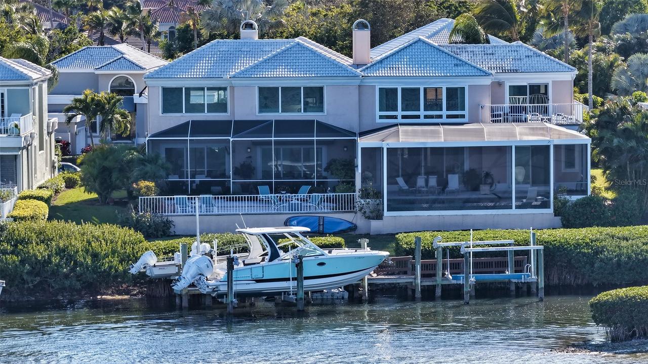 3530 Mistletoe Ln., Longboat Key, FL 34228