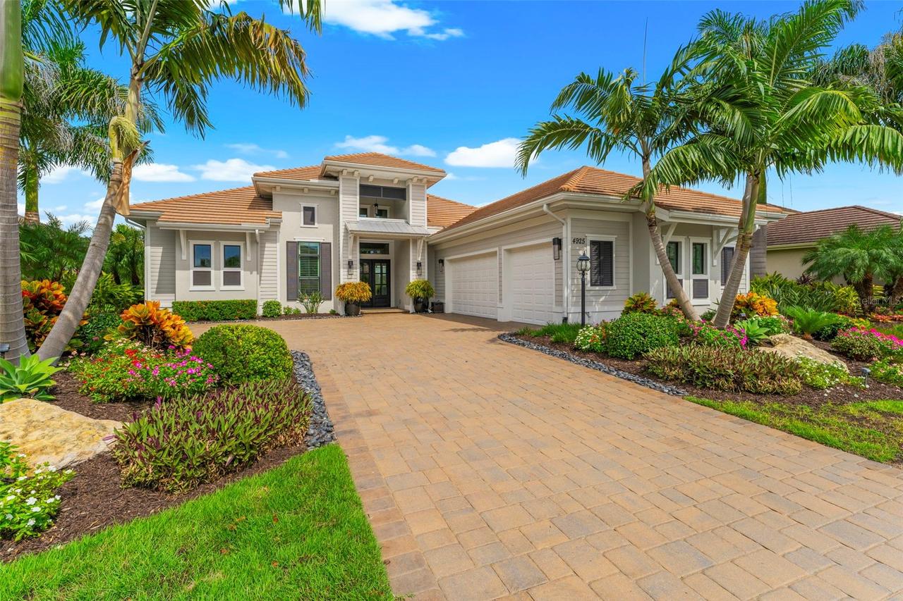 4925 Benito Ct., Bradenton, FL 34211
