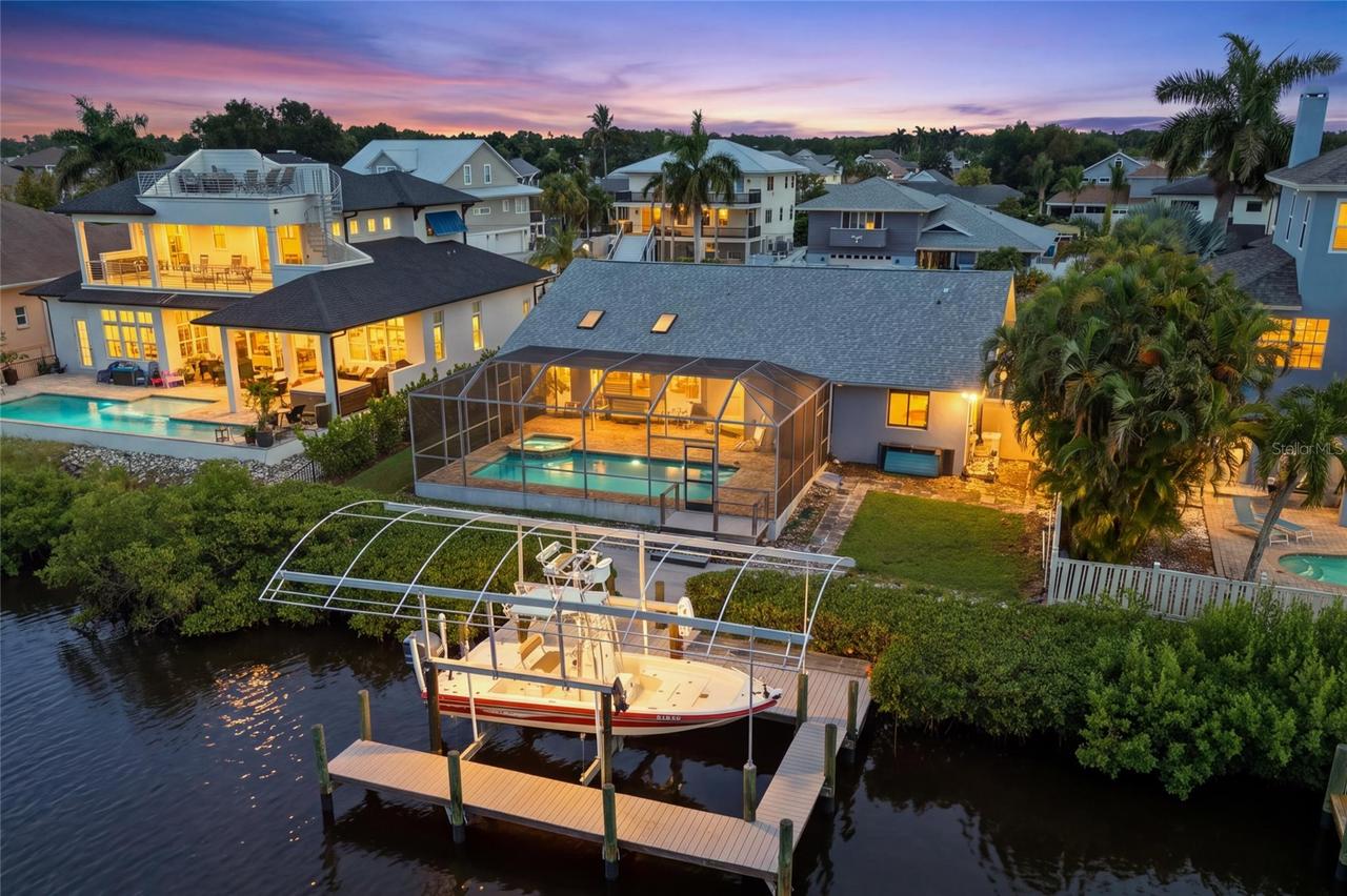 4523 4th Ave., Bradenton, FL 34208