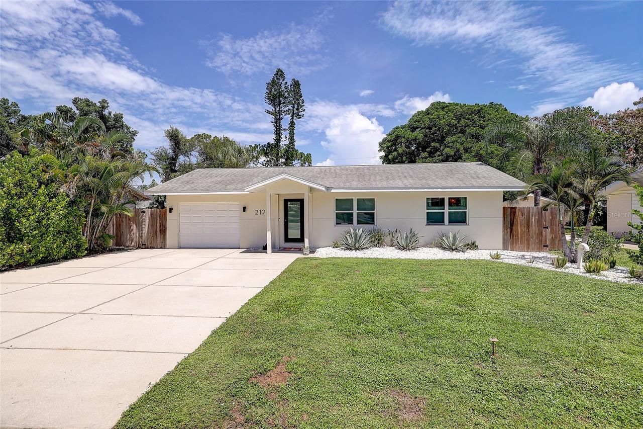 2121 Palm Ter., Sarasota, FL 34231