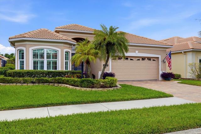 New Homes with In-ground Swimming Pools in Palmer Ranch: August 30th to September 5th