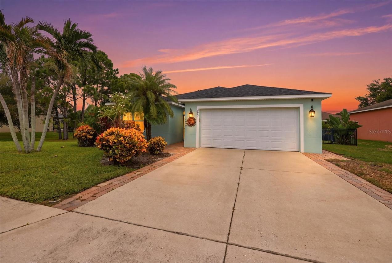 305 65th Ave., Bradenton, FL 34203