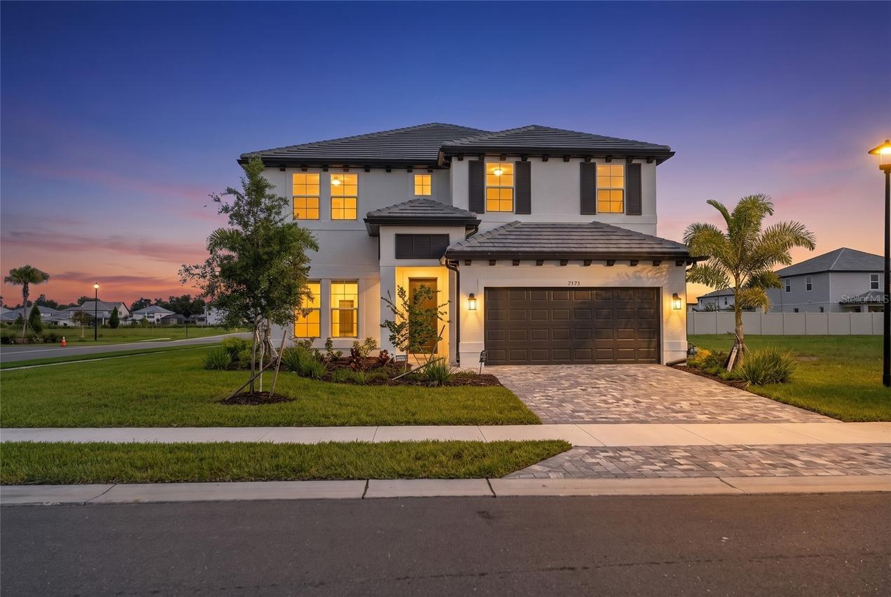7595 Seahawk Ave., Sarasota, FL 34241
