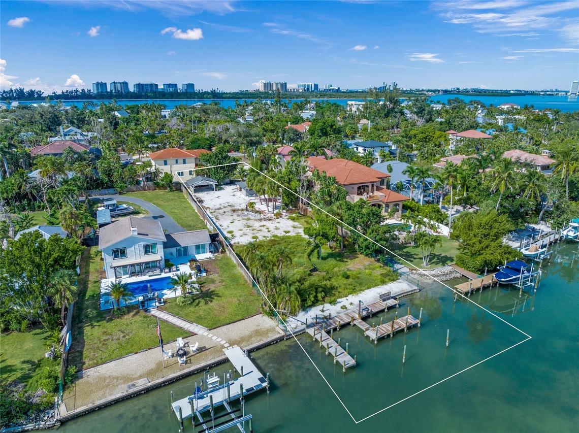 3601 White Ln., Sarasota, FL 34242