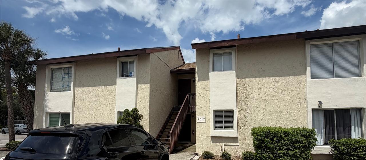 2617 Pine Lake Ter. #B, Sarasota, FL 34237