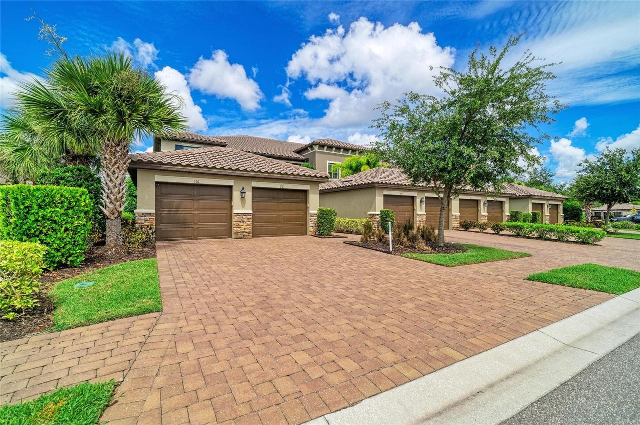 13815 Messina Loop #101, Bradenton, FL 34211