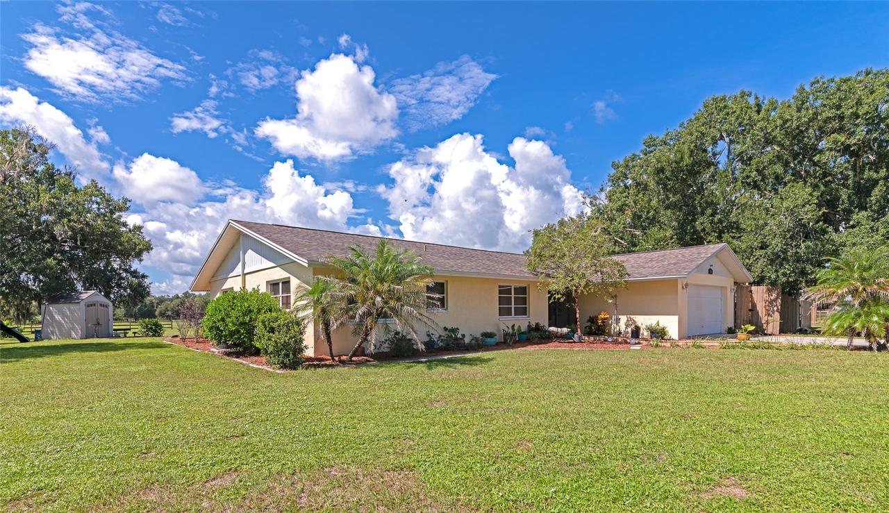 710 Myakka Rd, Sarasota, FL 34240