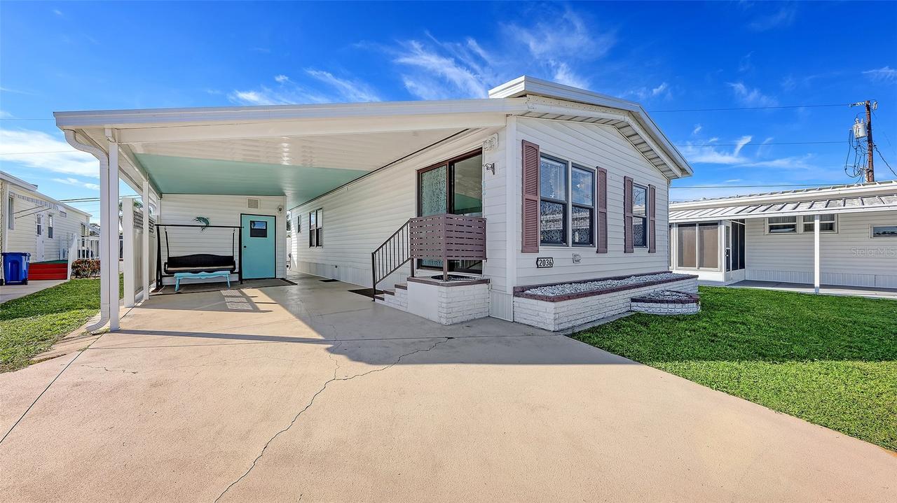 2036 S Mobile Estates Dr., Sarasota, FL 34231