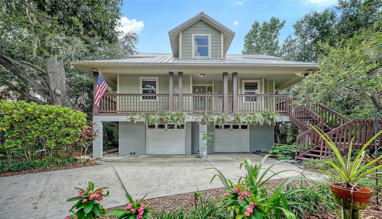 2046 Cordes St., Osprey, FL 34229