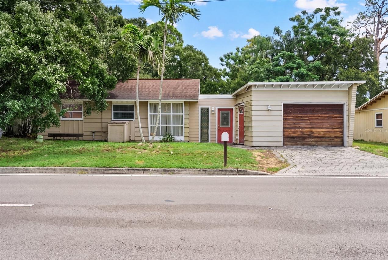 4225 Swift Rd., Sarasota, FL 34231