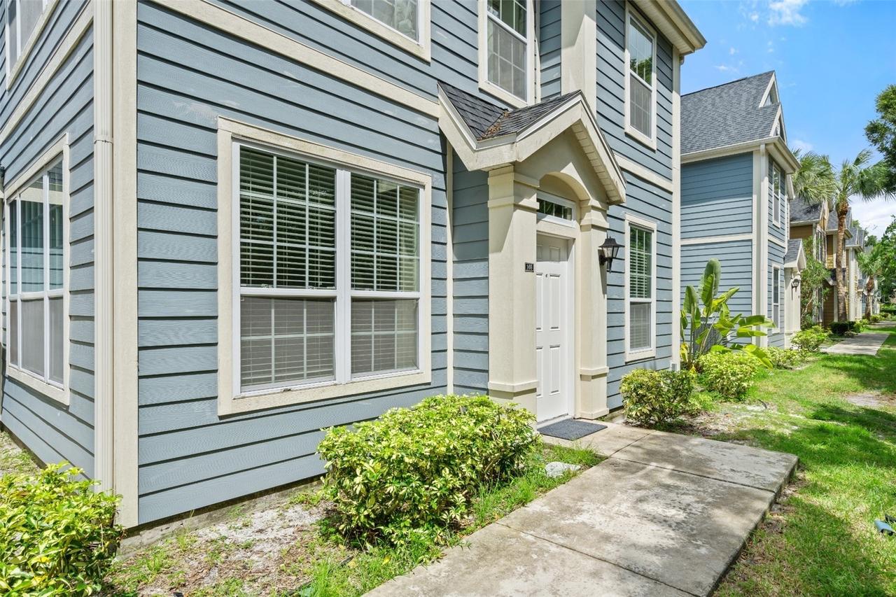 5561 Rosehill Rd. #103, Sarasota, FL 34233