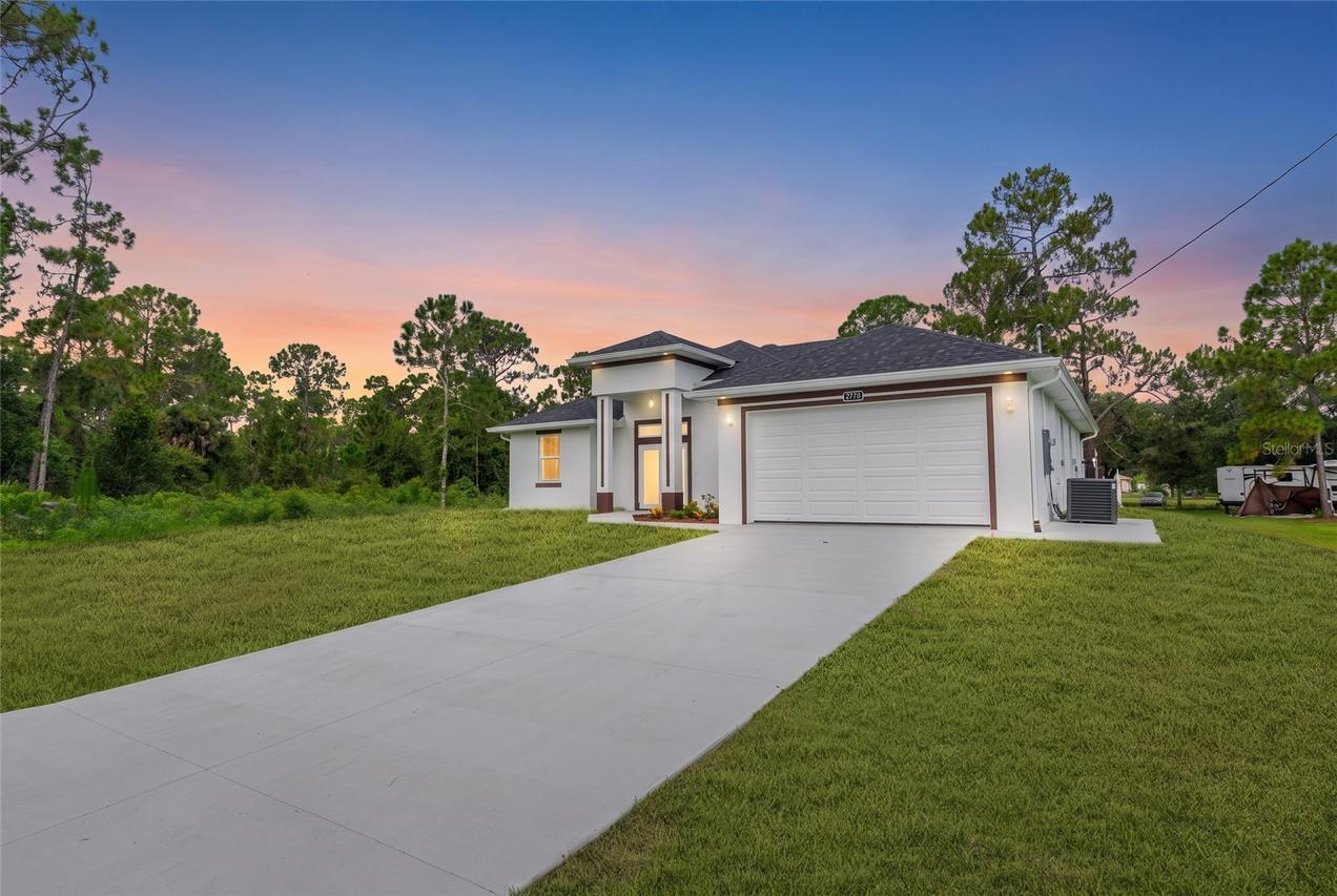 1113 Henry Ave., Lehigh Acres, FL 33972