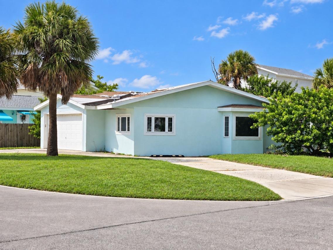 13401 1st St., Madeira Beach, FL 33708